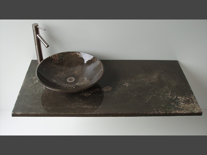 19 of 38 &nbsp;&nbsp;&nbsp;|&nbsp;&nbsp;&nbsp; Concrete Vanity Top - Vessel Sink with Small Shells